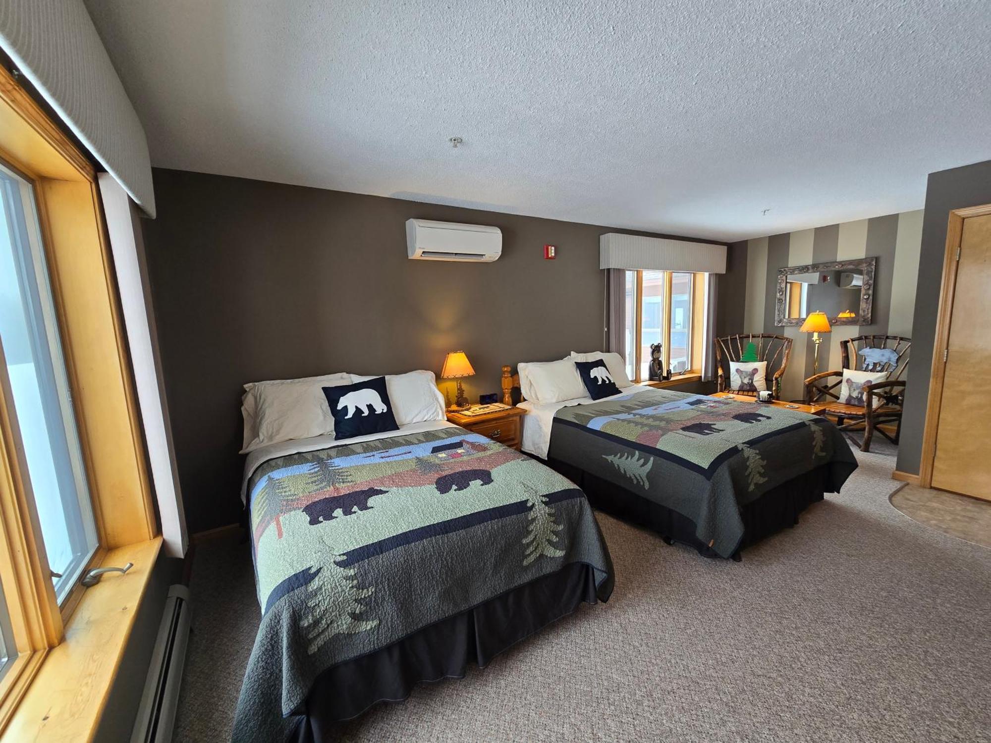 First Settlers Lodge Weston Экстерьер фото