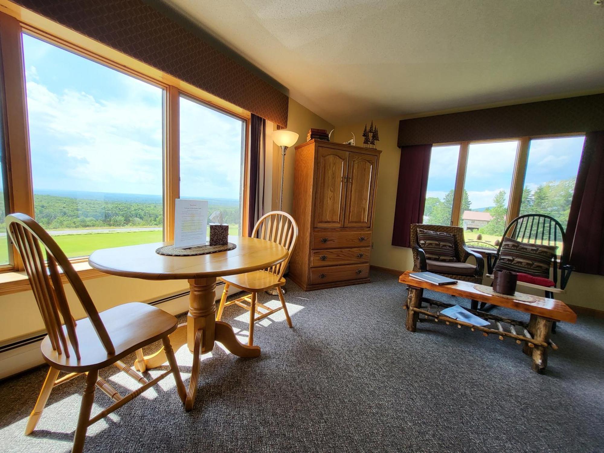 First Settlers Lodge Weston Экстерьер фото